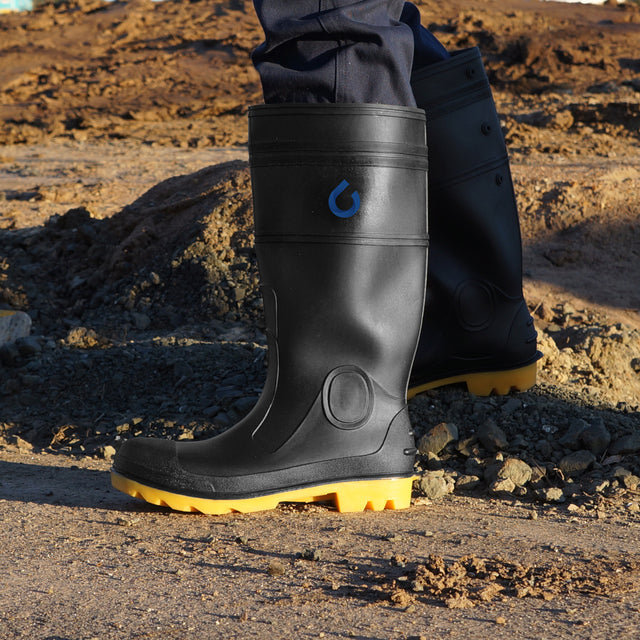 Steel toe gumboot black/yellow construction