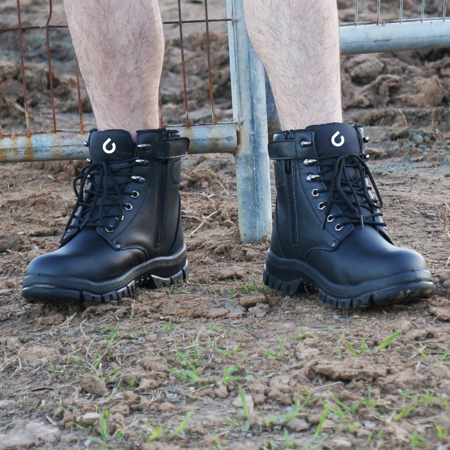 Zip up on sale work boots